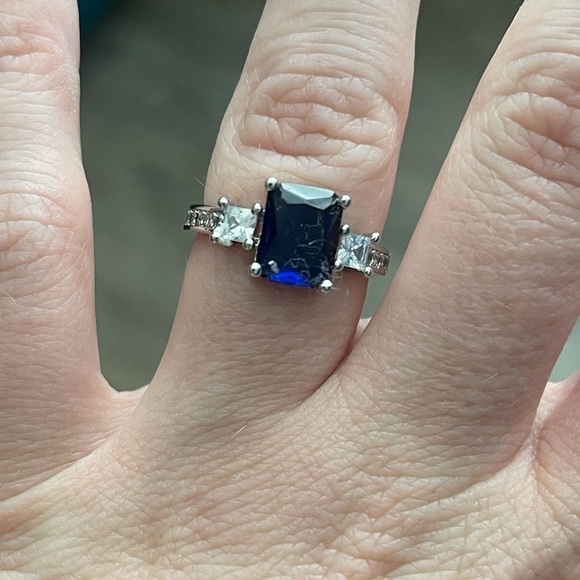 Bundle of rings - Picture 5 of 14